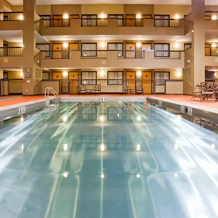 Holiday Inn & Suites Duluth-Downtown By Ihg-3
